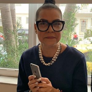 Meet your Posher, Rosita